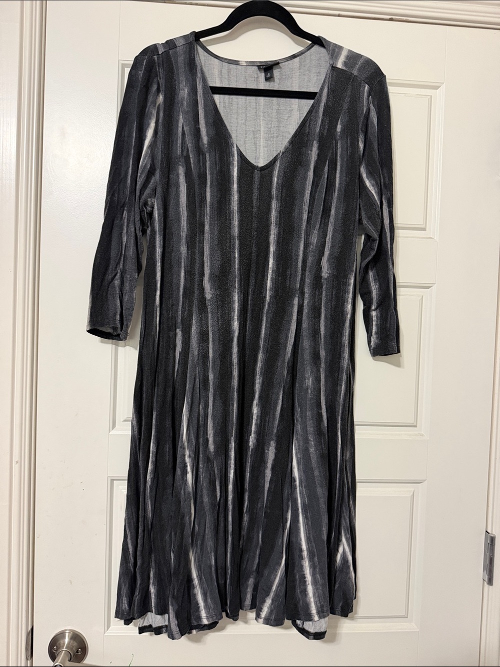 torrid Black & Gray Striped V-Neck Midi Dress